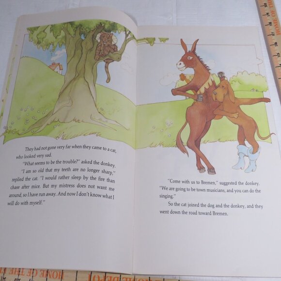 The Bremen Town Musicians BIG BOOKS (almost 2 feet tall) Classroom - Picture 4 of 13